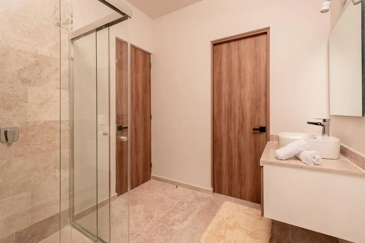 2 Story Penthouse La Veleta 5Br Apartment Tulum 0*,